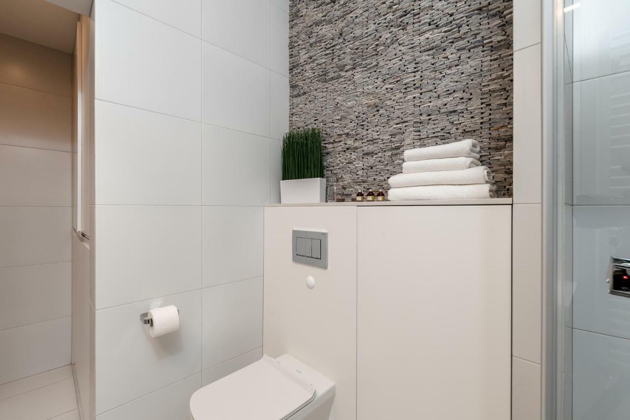 Apartament "Holy" Poznań Kültér fotó